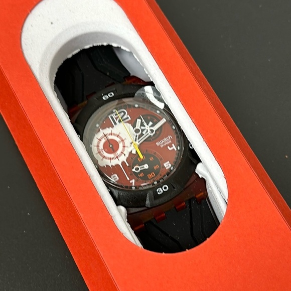 NIP Swatch SUKR100J New Chrono Reddish -2008 runs well - Picture 2 of 4